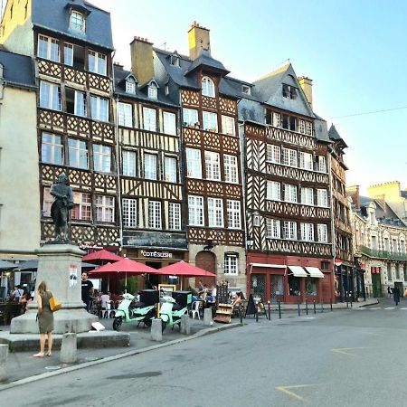 L'ESKALE - appartement cosy dans le vieux centre Rennes Extérieur photo